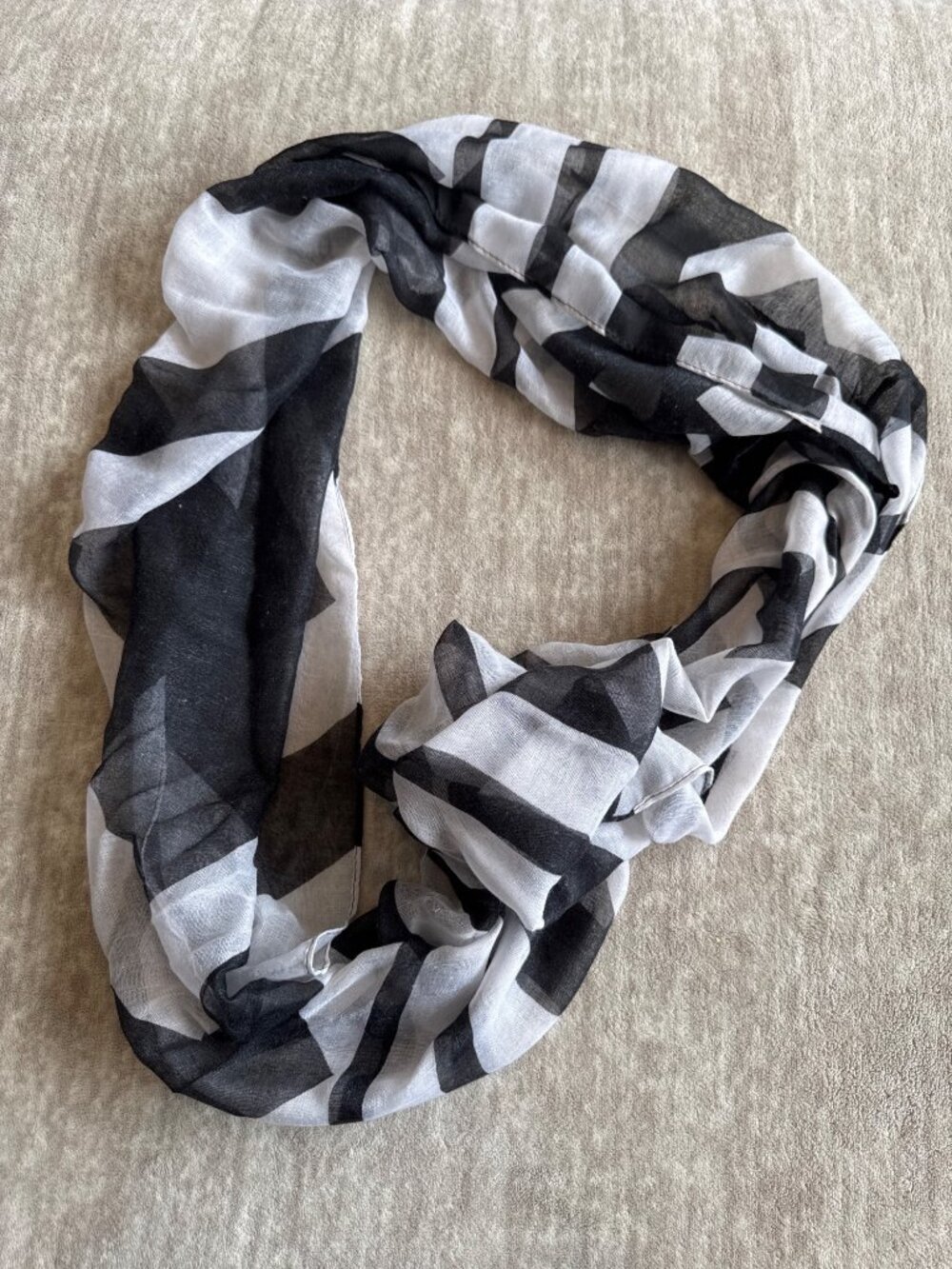Black and White Tribal Print Infinity Scarf Lightweight Fall